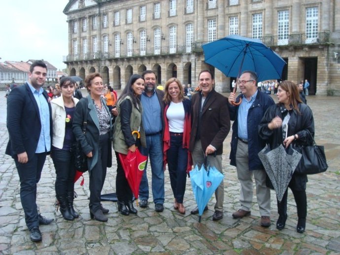 La exministra Carme Chacón en Santiago con Caamaño