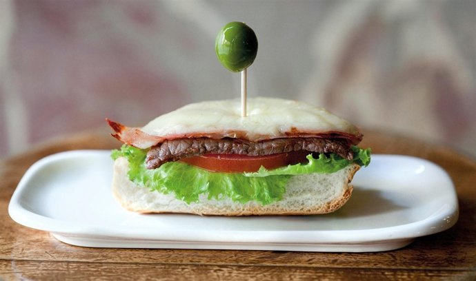 Tapa argentina Tapapiés