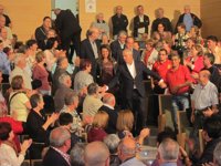 Vázquez avisa de que apoyar al PP es "votar contra uno mismo" 