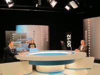 Feijóo erige la sanidad en su "compromiso fundamental" y Jorquera le acusa de buscar "negocio"