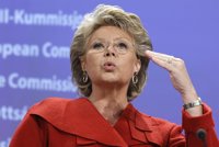 La comisaria Reding se disculpa por sus palabras sobre la independencia de Cataluña