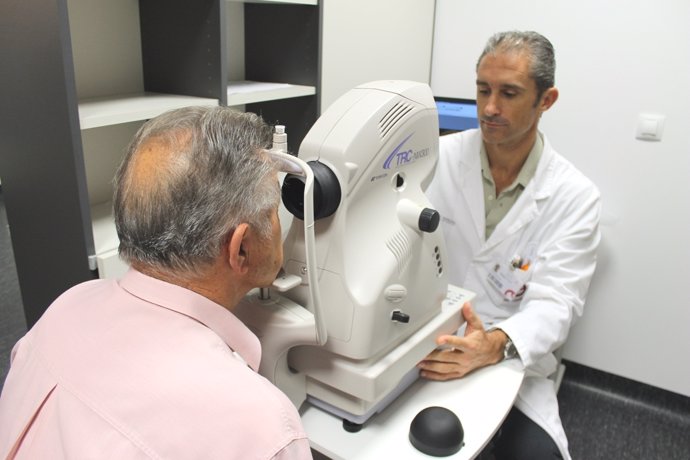 Revisión ocular en el Hospital del Vinalopó