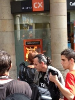 Cajero incendiado en el marco de la manifestación de estudiantes