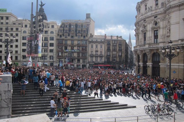 Concentración de estudiantes en Bilbao