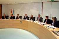 Feijóo cree que aplicar su política de "bilingüismo cordial" en Cataluña suprimiría "mucha crispación"