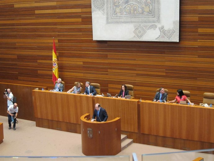 Juan Vicente Herrera comparece ante las Cortes