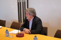 IU critica el paso "del españolismo de Wert, al diputacionalismo" y augura que "algunos tendrán que explicar por qué"