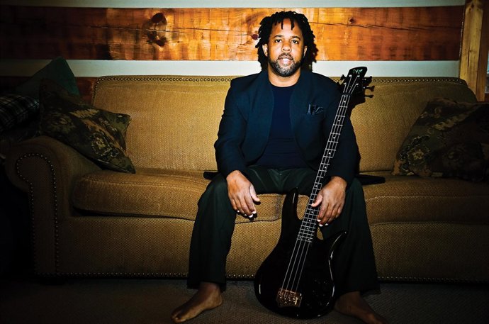 El Bajista Victor Wooten Ofrece Un Concierto En Berklee Valencia.