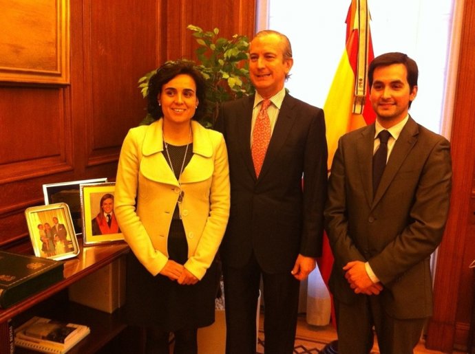 Dolors Montserrat, Arsenio Fernández De Mesa Y Carles Jiménez