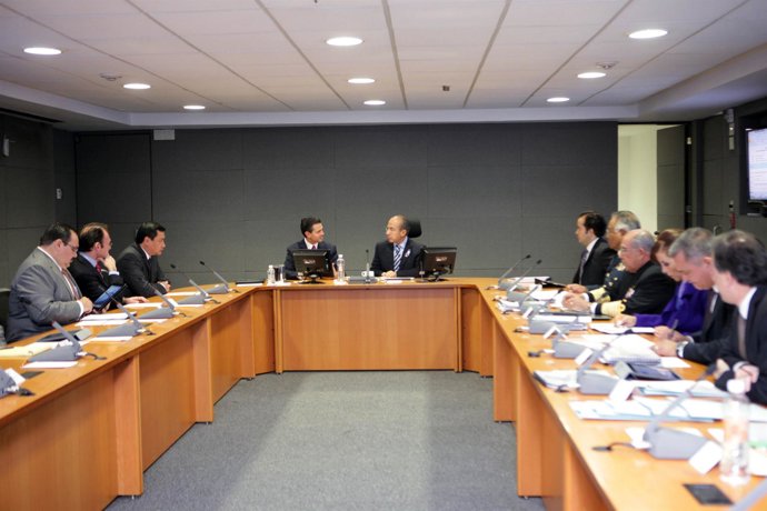 Enrique Peña Nieto y Felipe Calderón.