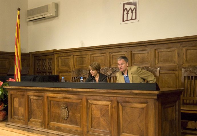 Vcpta.Fund.Pública EIE, Rosa Pujol, y drtor IEI, Josep M.Solé