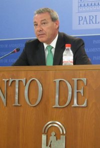 PSOE-A reclama al PP-A que respete la "legitimidad" del Gobierno andaluz y le dé su apoyo en el presupuesto de 2013