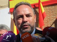 Labrador destaca que la autonomía es "un poder limitado y distinto a la soberanía"