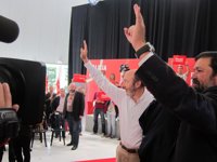 Rubalcaba cree que Feijóo "quiere ganar para buscar un puesto en Madrid" porque Galicia "se le ha quedado pequeña"