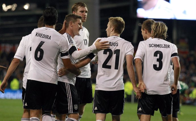 Khedira, Reus, Schweinsteiger, selección alemana en el Irlanda - Alemania