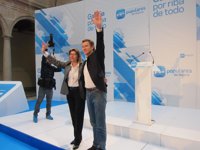 Feijóo promete al sector un decreto de comercialización y completar las infraestructuras de depuración