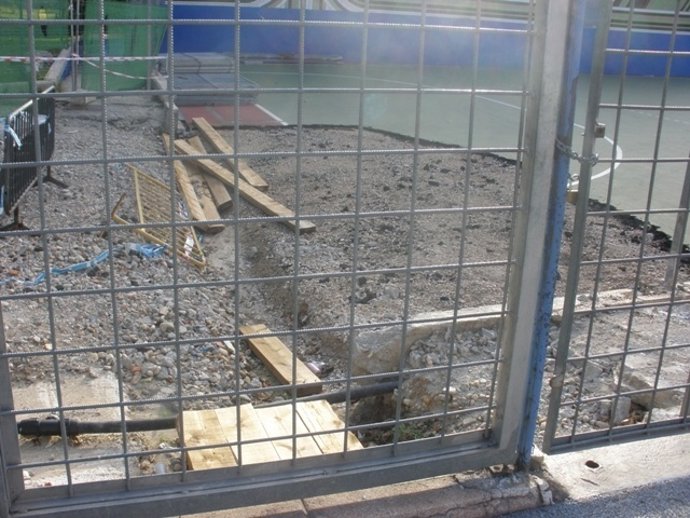 Polideportivo La Mina       