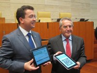 Fernando Manzano espera "el mayor consenso posible" en la aprobación de los Presupuestos de Extremadura para 2013