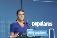 Cospedal avisa que el Gobierno actuará para impedir una consulta "ilegal"