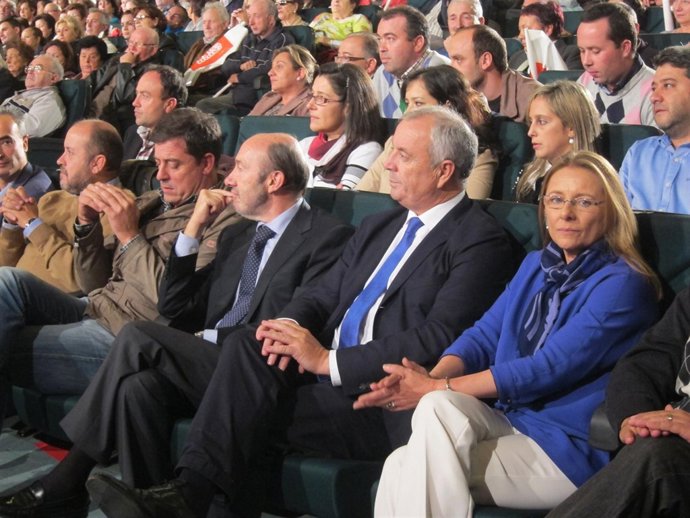 Rubalcaba y Pachi Vázquez en un mitin en Lugo