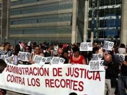 Concentración contra los recortes en la Ciudad de la Justicia de Murcia 