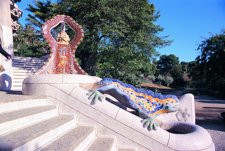 Zona Monumental Del Parque Güell De Barcelona
