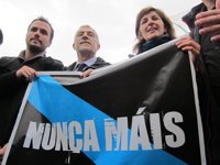 IU pide que se sienten en el banquillo "Rajoy, Cañete y Cascos" y Llamazares denuncia la justicia "tardía"