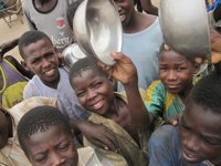 Cruz Roja pide la acción de los Gobiernos para "acabar con la pobreza extrema"