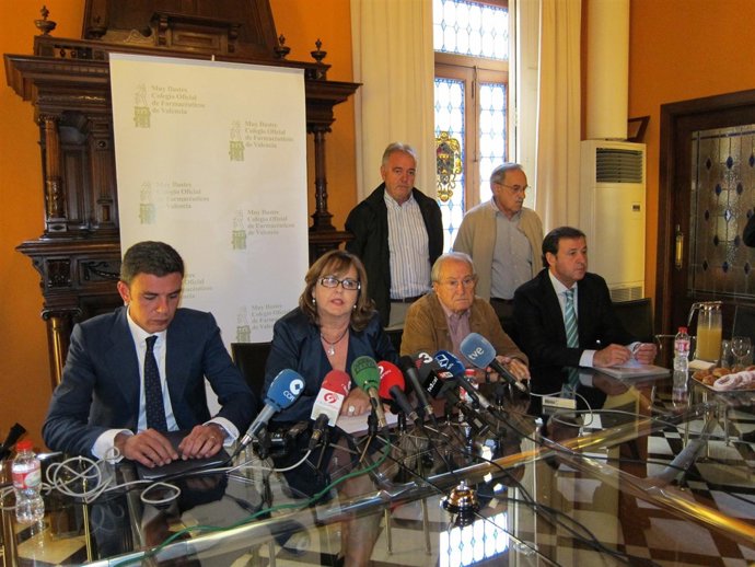 Rueda De Prensa Del Colegio De Farmacéuticos