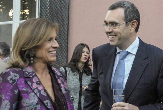 Botella con empresarios españoles en Lisboa