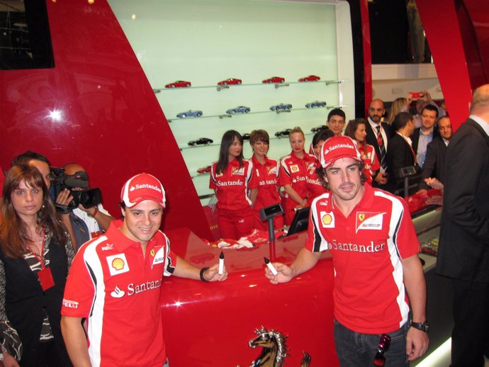 Fernando Alonso Y Felipe Massa Ferrari