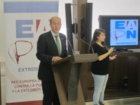 Monago apuesta por el empleo y la coordinación entre instituciones y ciudadanos para "atajar" la pobreza