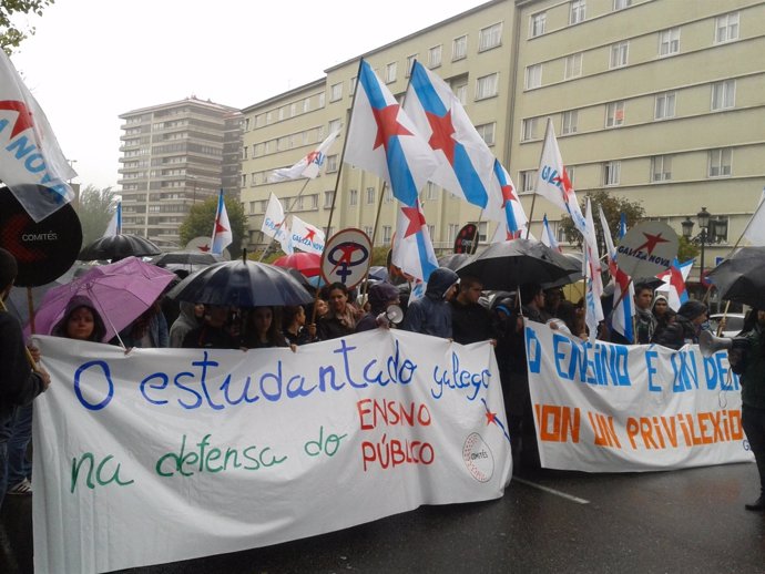 Protesta de los estudiantes gallegos contra los recortes