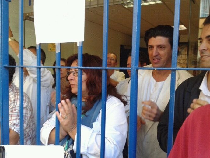 Protesta y encierro en el Hospital Carlos Haya de Málaga