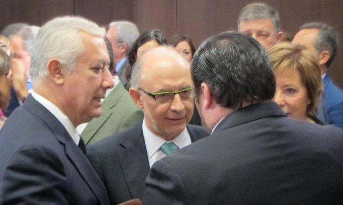 El ministro de Hacienda y Adm. Públicas, Cristobal Montoro, hoy en Sevilla