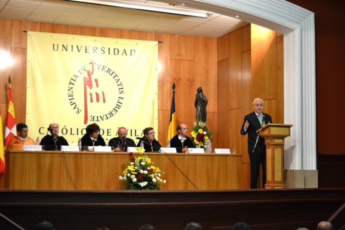 Concepción, durante su lección inaugural en la UCAV.
