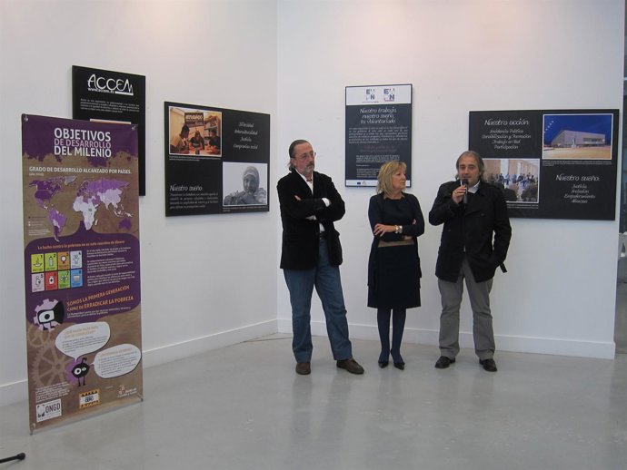 Inauguración de la muestra de la Red Europea de Lucha Contra la Pobreza