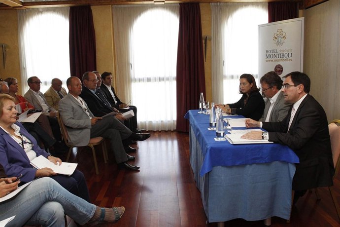 Reunión del Patronato Costa Blanca con el sector turístico de la zona norte