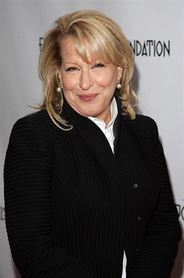 Bette Midler 
