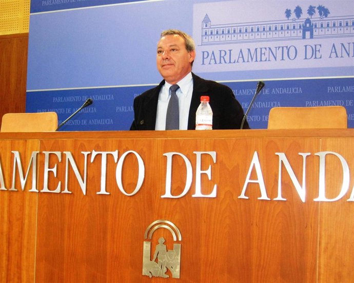 Francisco Álvarez de la Chica, hoy en el Parlamento