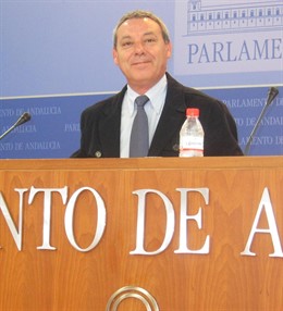 Alvarez de la Chica, hoy en el Parlamento andaluz