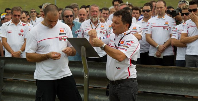 Tributo a Marco Simoncelli en Malasia