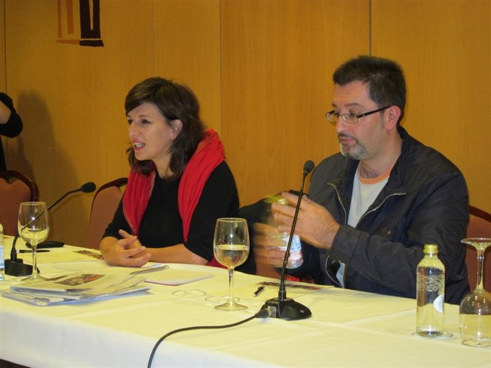 Yolanda Díaz y César Santiso en un encuentro con sindicalistas