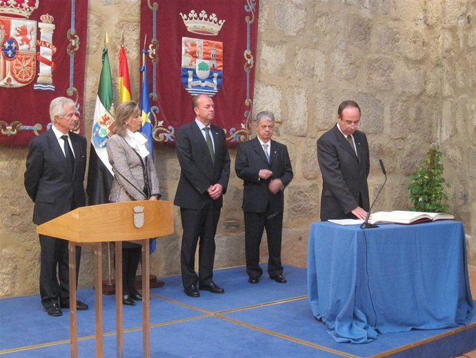 Toam de posesión Consejo Escolar de Extremadura
