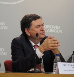El rector de la Universidad de Zaragoza, Manuel López