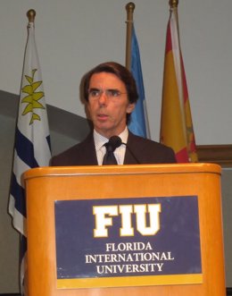 Aznar en Miami. Un acto sobre la Constitución de 1812.