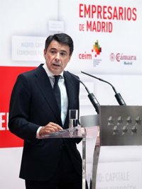 González dice que el PSOE con Rubalcaba "a la cabeza" debe aclarar si comparte o condena la actuación de ayer de Gómez