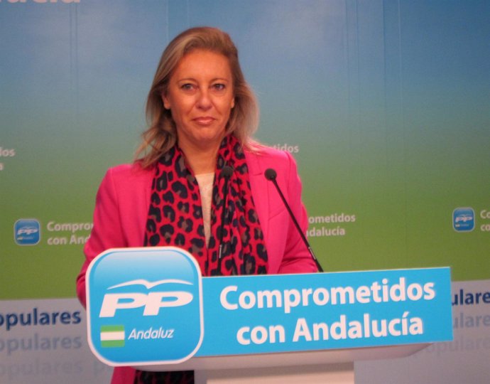 La vicesecretaria de Empleo y Economía del PP-A, Carolina España, hoy en rueda