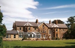 Hotel Tulip Inn - Burn Hall