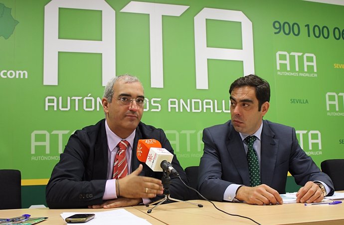Secretario general de PA Antonio Jesús Ruiz y vicepresidente de ATA Rafael Amor